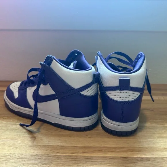 Nike Purple and White High-Top - Picture 3 of 5